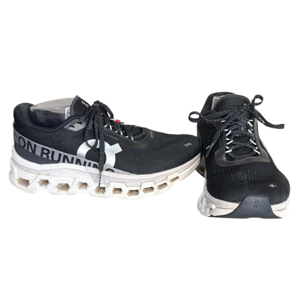 On Running Cloud‎ Swift Black/Frost Athletic Shoes Sneakers Women's Size 9.5